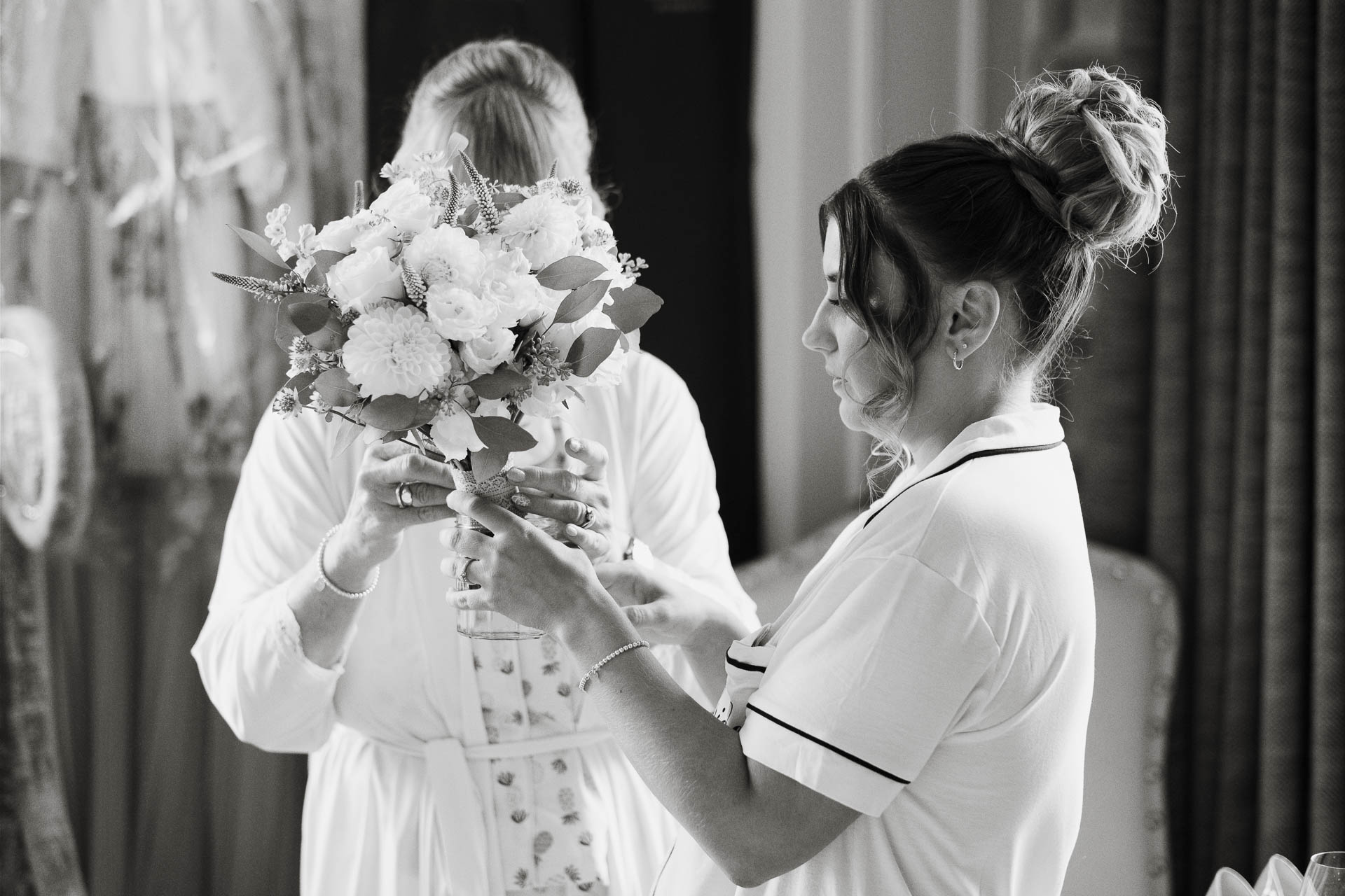 Couple kissing with a beautiful sunset at All Manor of Events Heffs Photography